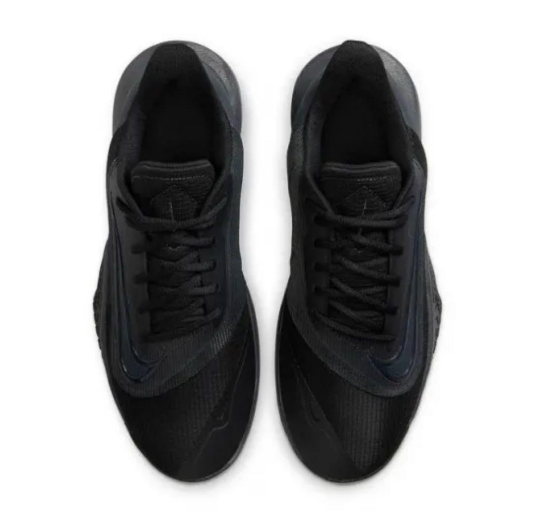 【美品・完売カラー】Nike プレシジョン7 BLACK〔レフリーにも最適〕