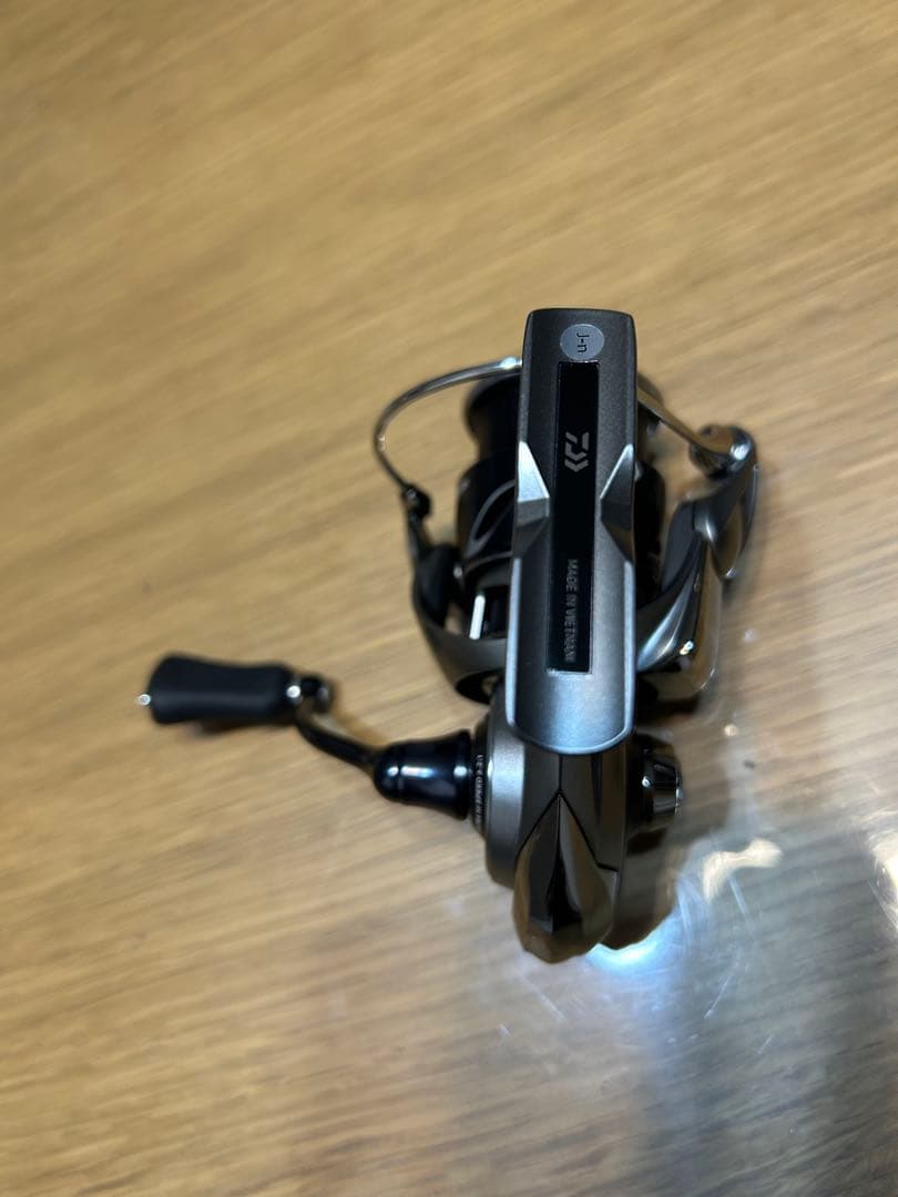 CALDIA LT2500S-XH スピニングリール 美品