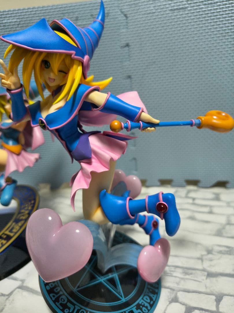 箱無し・中古ブラックマジシャンガールフィギュアセット