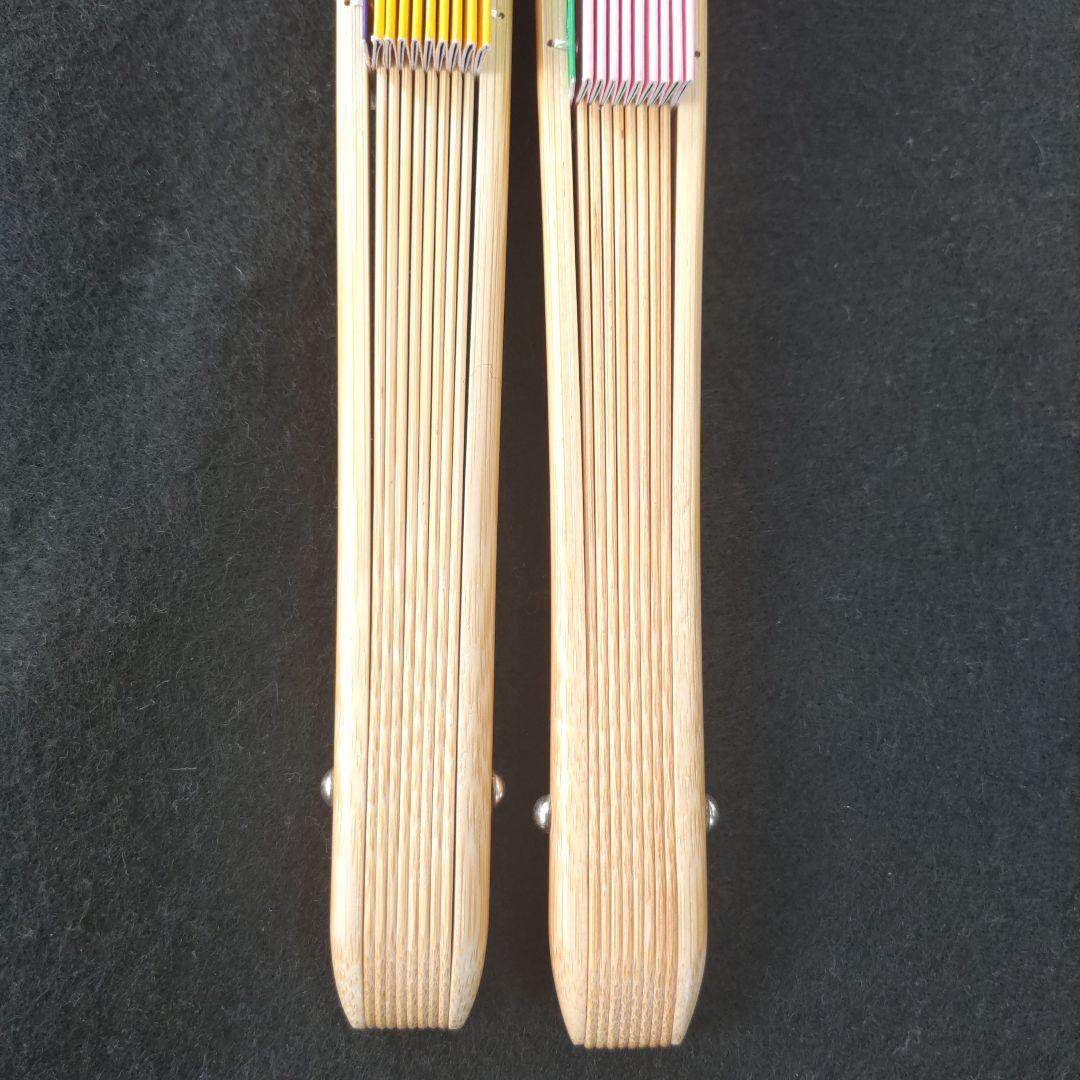 舞扇 (17) 未使用新品 美品 表裏色違い2本セット 扇子 舞台 工芸品