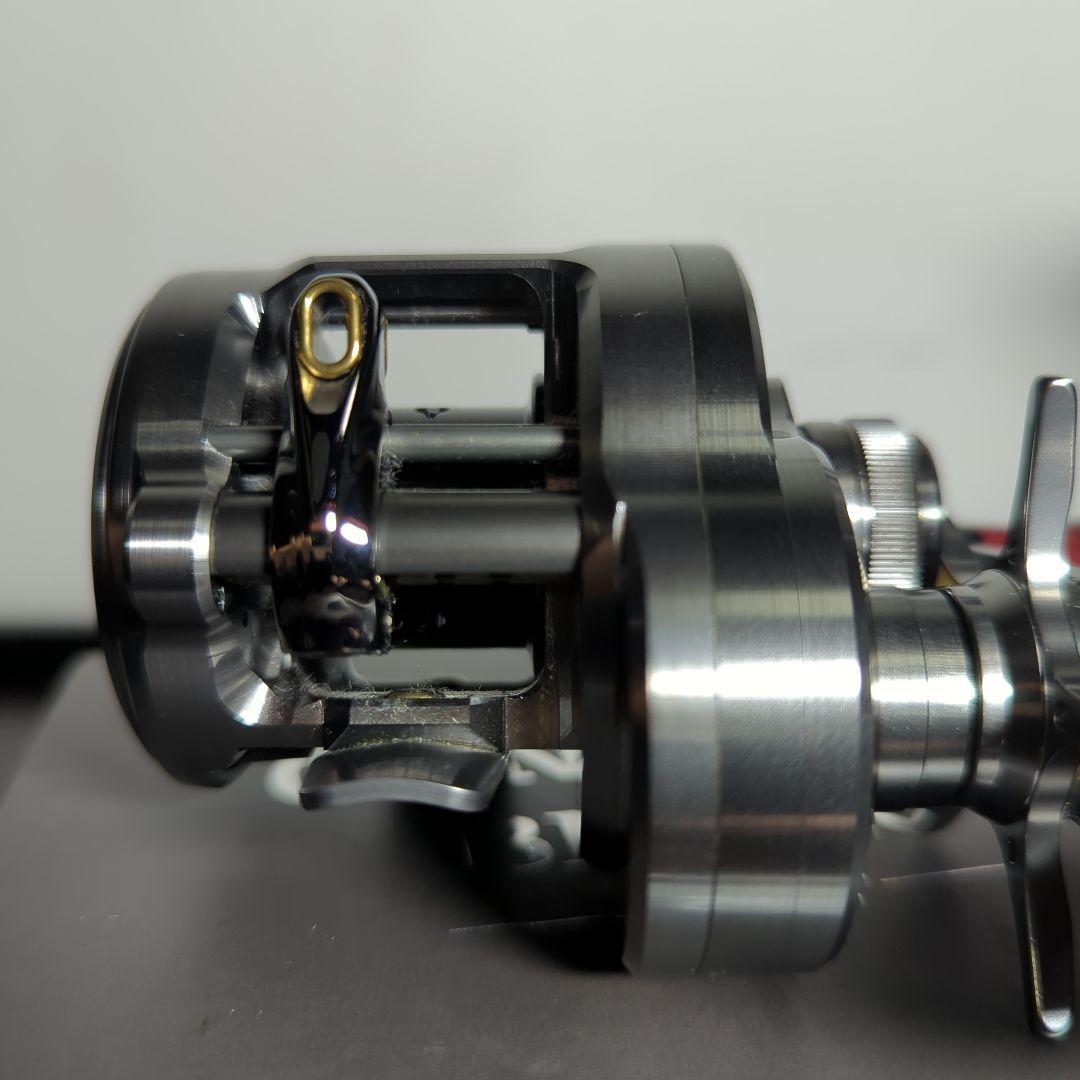 未使用　SHIMANO カルカッタコンクエストBFS-XG brimoウッドノブ