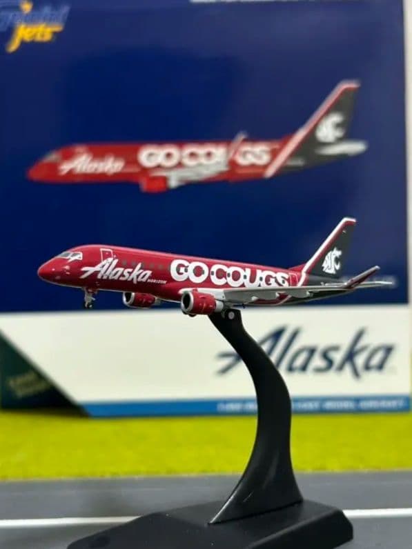 ◇アラスカ　クーガーズ　ハスキーズ　２機おまとめ　ERJ-175