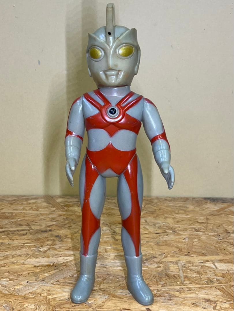 ★当時物 ブルマァクウルトラマンエース　面取れ　ソフビ