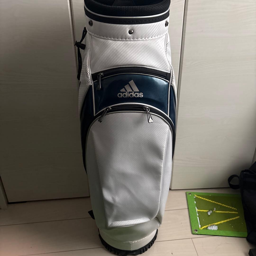 訳あり特価！adidas キャディバッグ　ホワイト×ネイビー