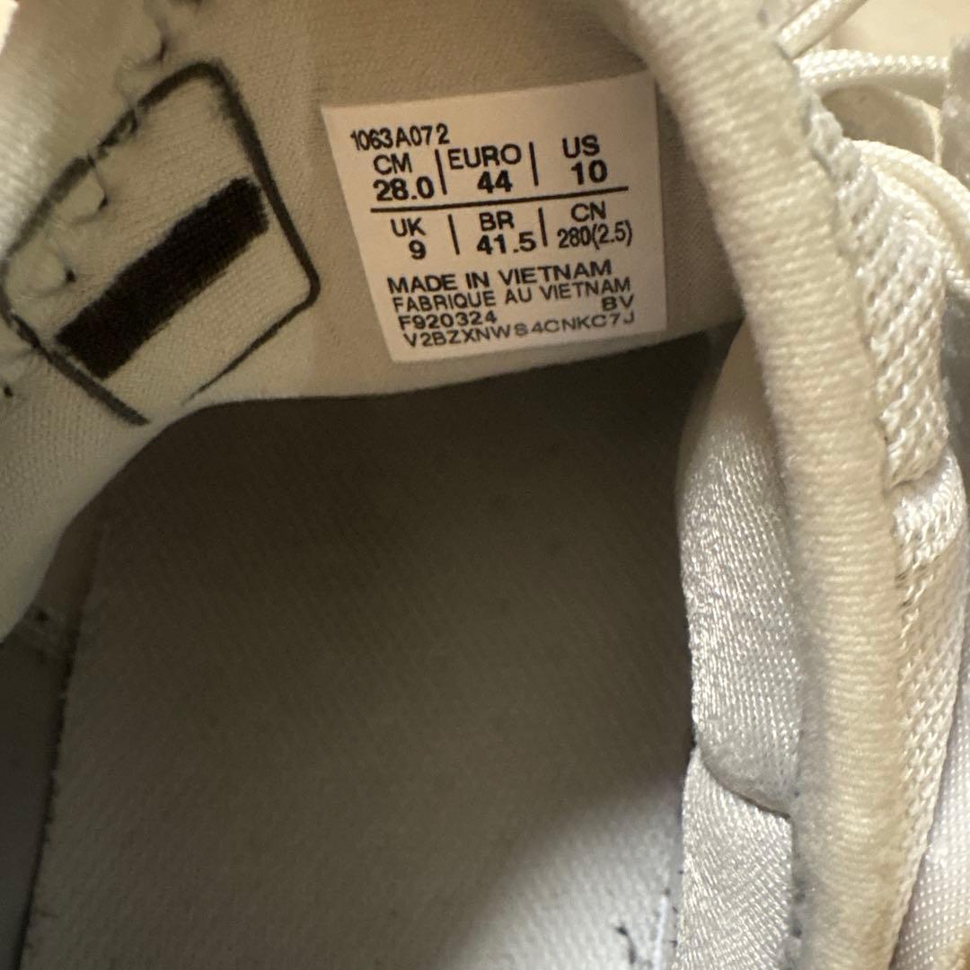 ASICS バスケットボールシューズ ホワイト グライドノヴァ