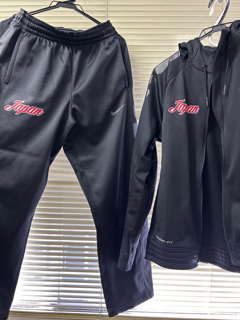 Nike Therma-Fit ジャケットとパンツ セットMサイズ国際大会支給品