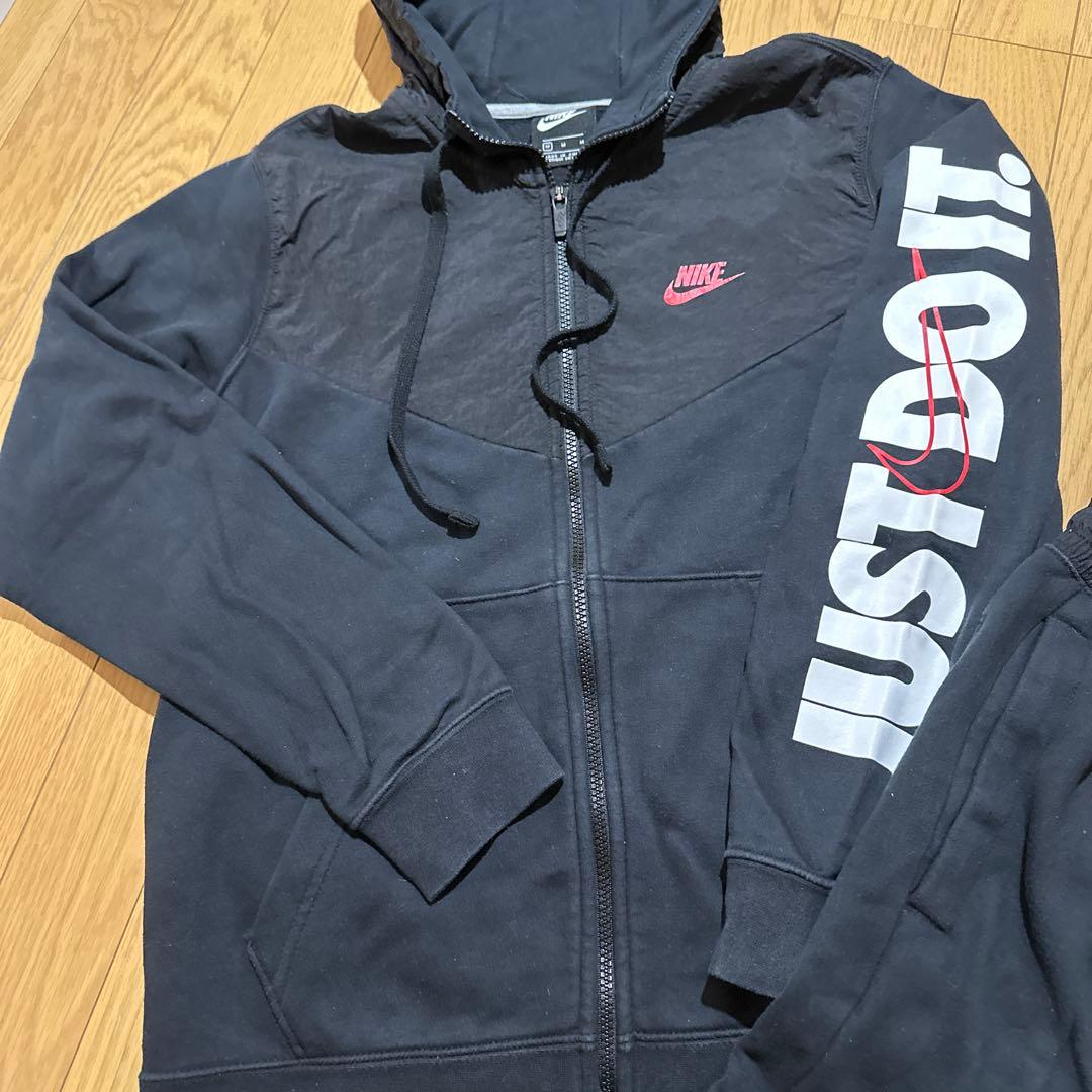 NIKE★ナイキトレーニングジャージ★メンズM中古美品パーカー　スウェット