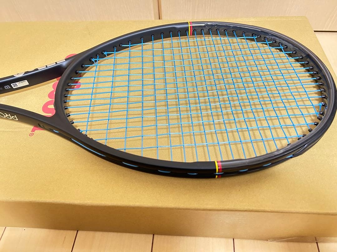 Wilson Pro Staff Classiテニスラケット ケース付き