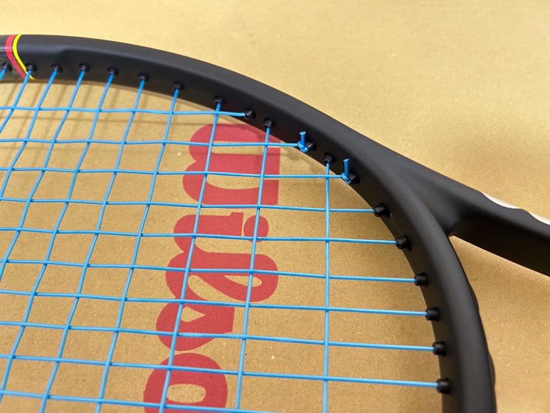 Wilson Pro Staff Classiテニスラケット ケース付き