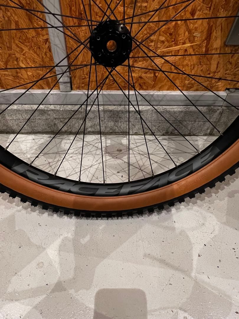 レースフェイス　 AR30 ブースト　29er 29インチ maxxis 2.6