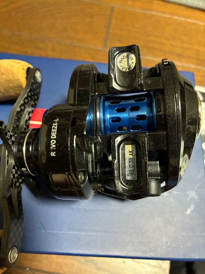 Abu Garcia REVO DEEZ8-L ベイトリール