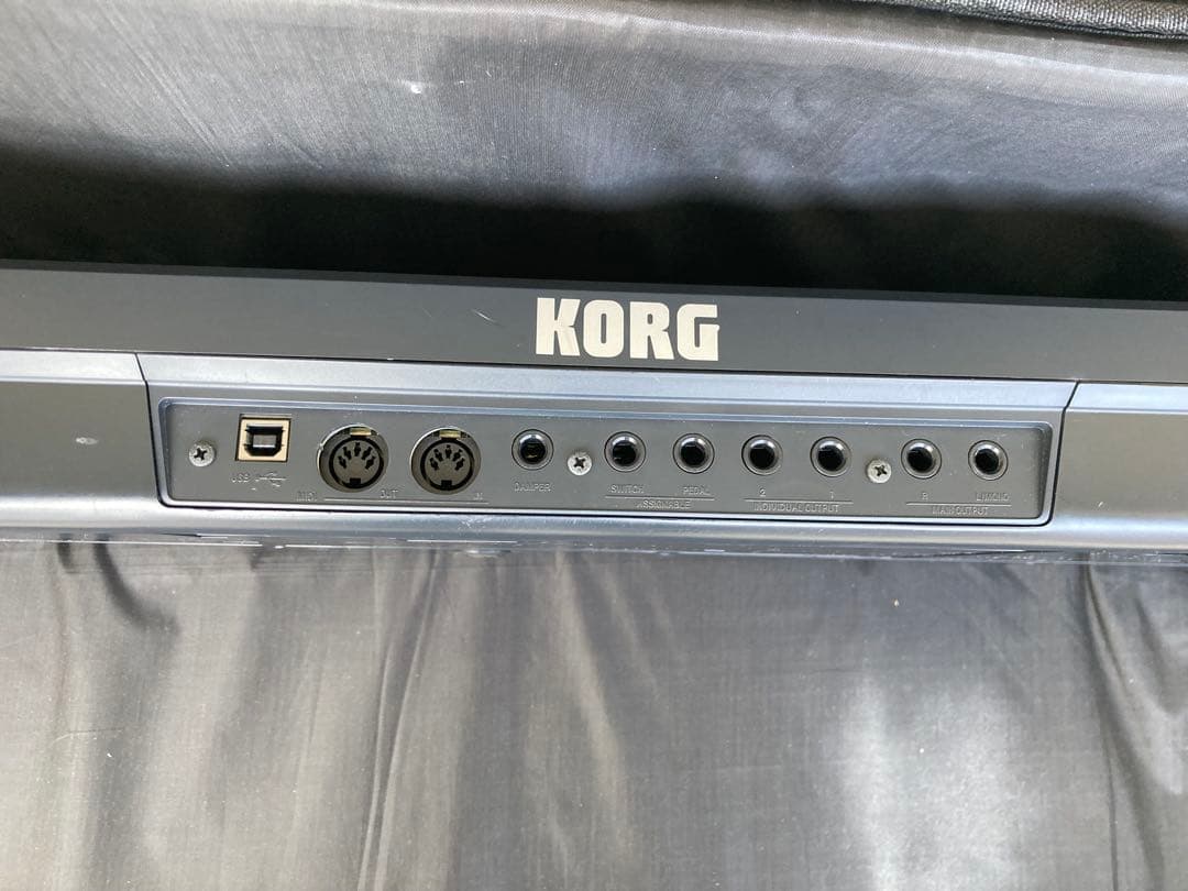 KORGキーボードX50/アダプター・専用ケース付