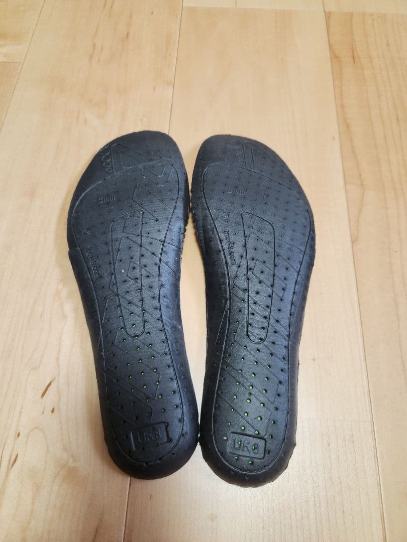 inov-8　f-lite235　uk8　27cm
