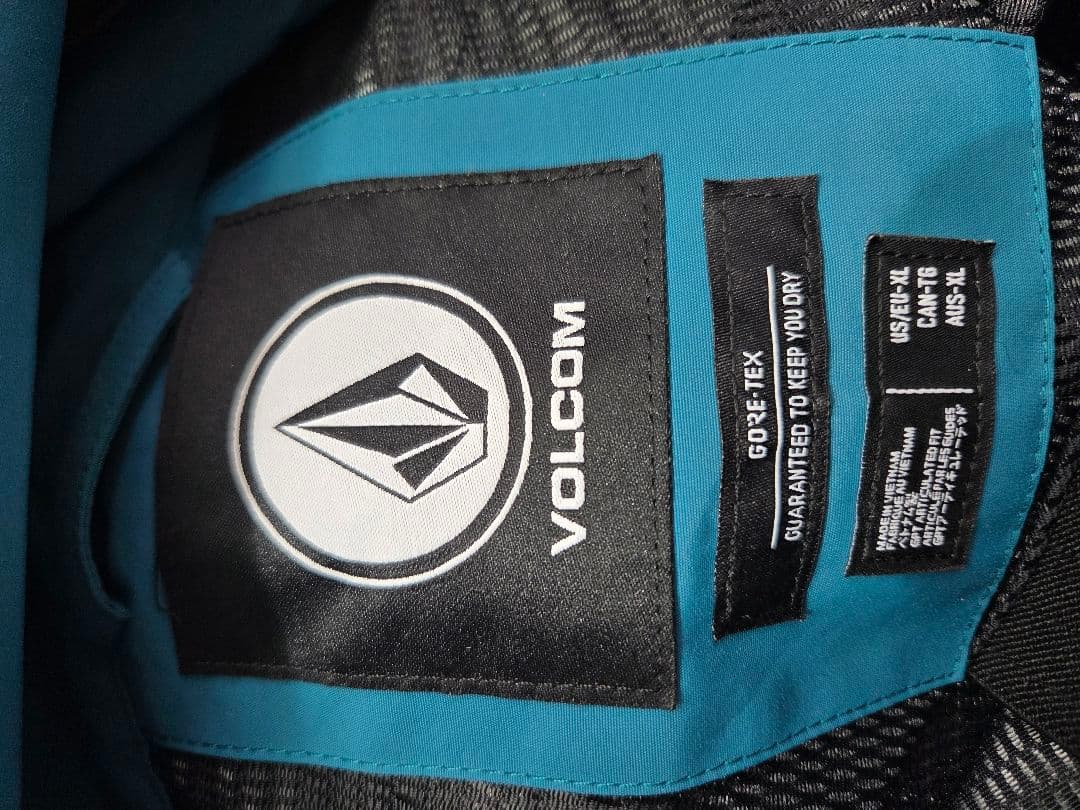 VOLCOM GORE-TEX XLサイズ ビブパンツ 新品未使用