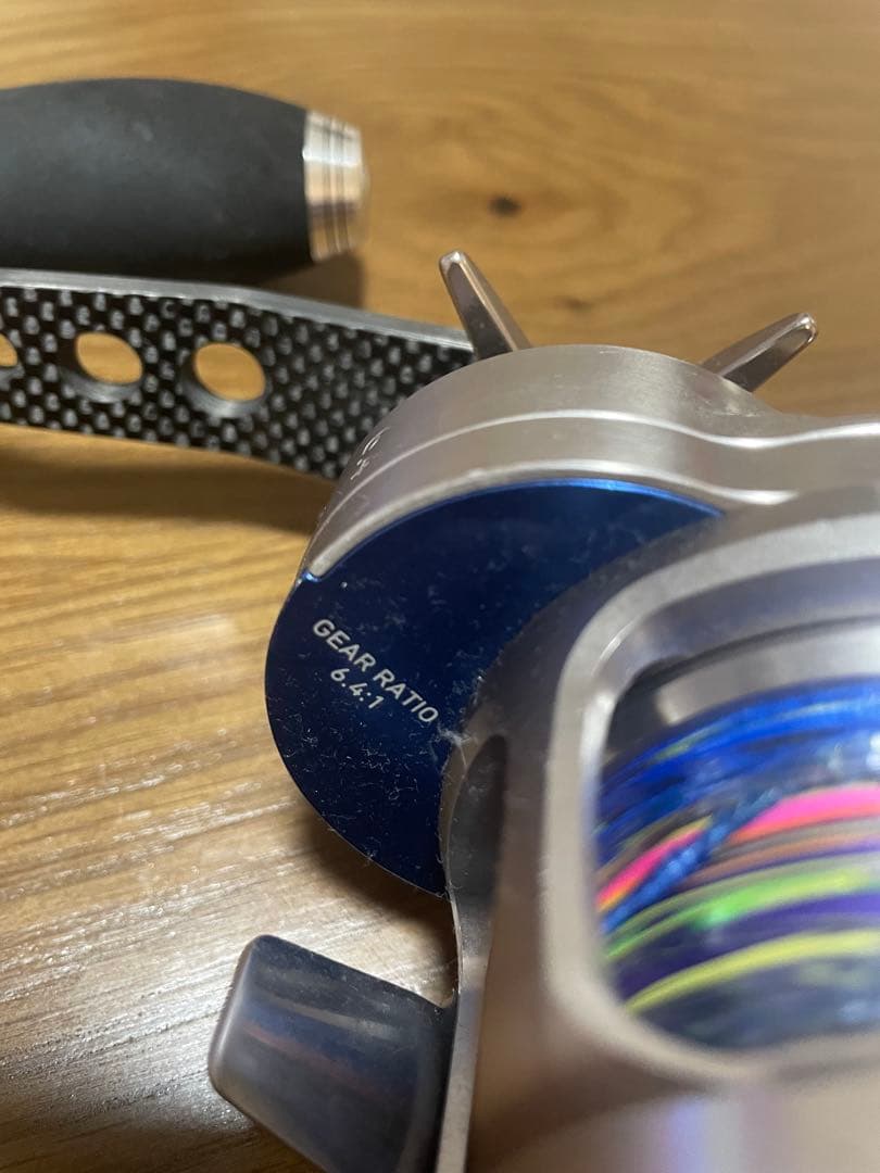 Saltiga 35NH カーボンハンドル付きリール