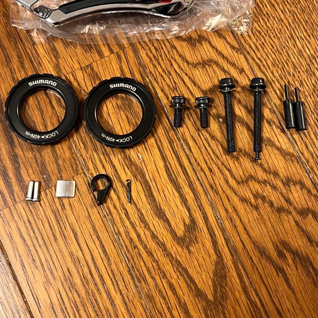新品　Shimano 105 R7020 油圧ディスクブレーキ用コンポセット