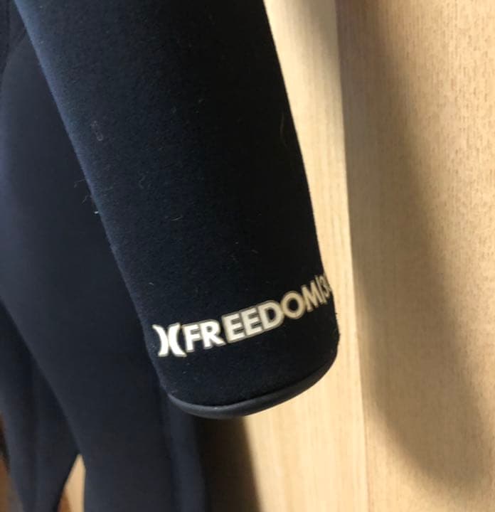 Hurley ドライスーツ　レディース