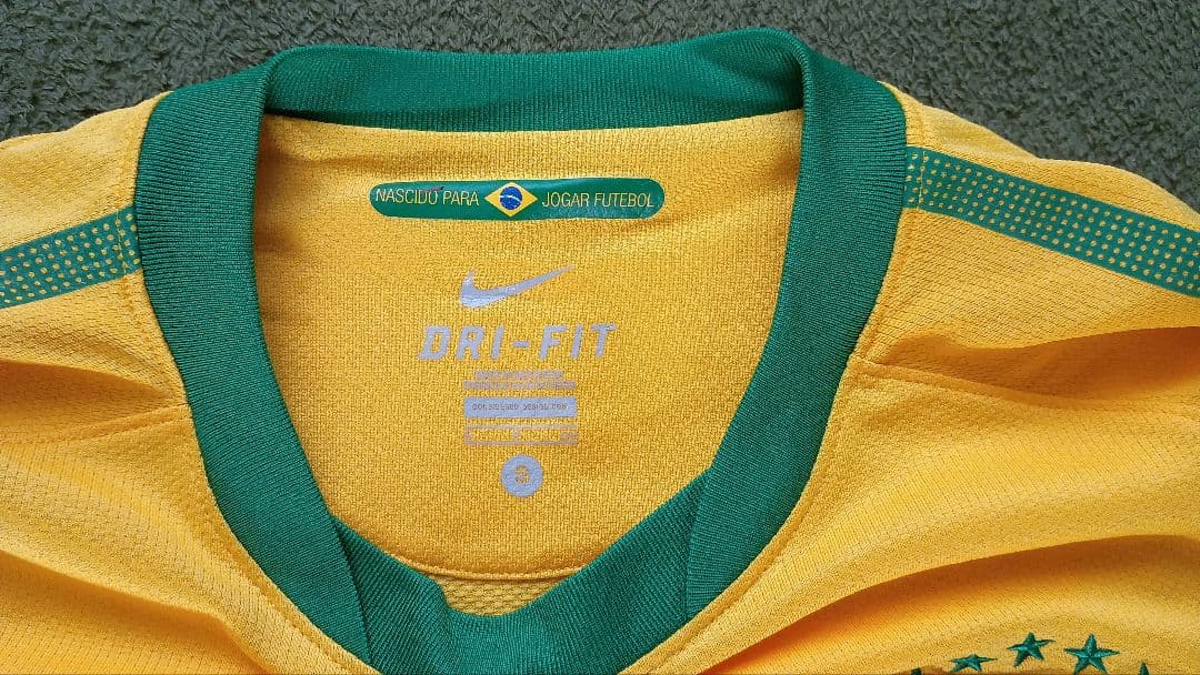 ブラジル代表 2010年　ワールドカップ　ユニフォーム ロナウジーニョ　10番