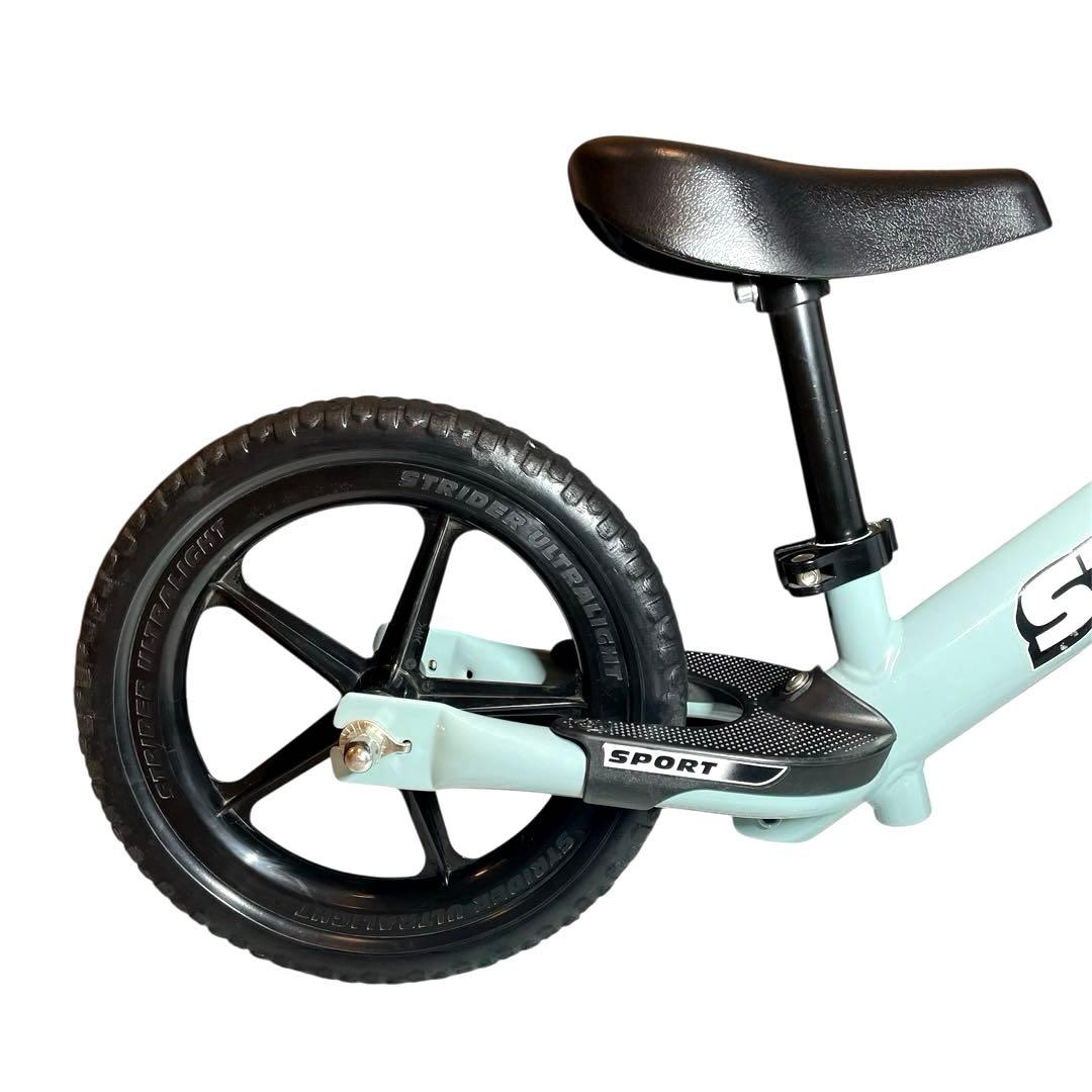 【美品】ストライダー スポーツモデル アイスブルー　2023年限定カラー