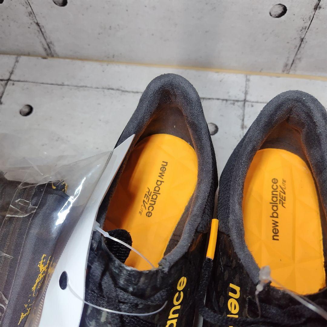 新品 タグ付 ニューバランス FURON サッカースパイク 25.5 黒 NB