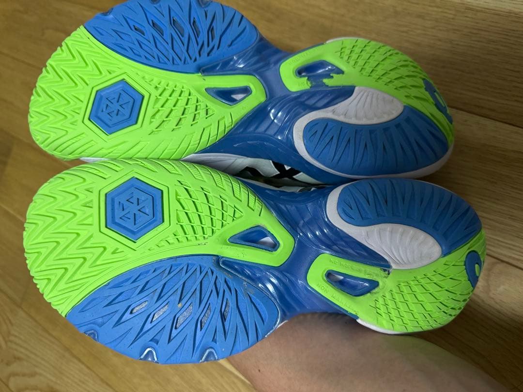 ASICS メタライズ　バレーボールシューズ ホワイト/グリーン26.0センチ