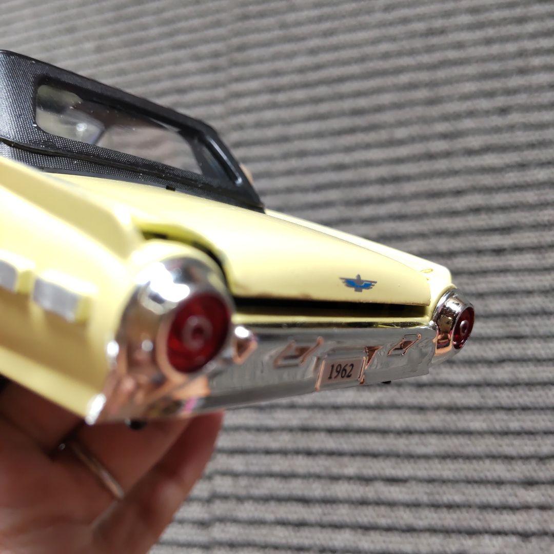 ミニカー ダイキャスト 1962 ford thunderbird sports