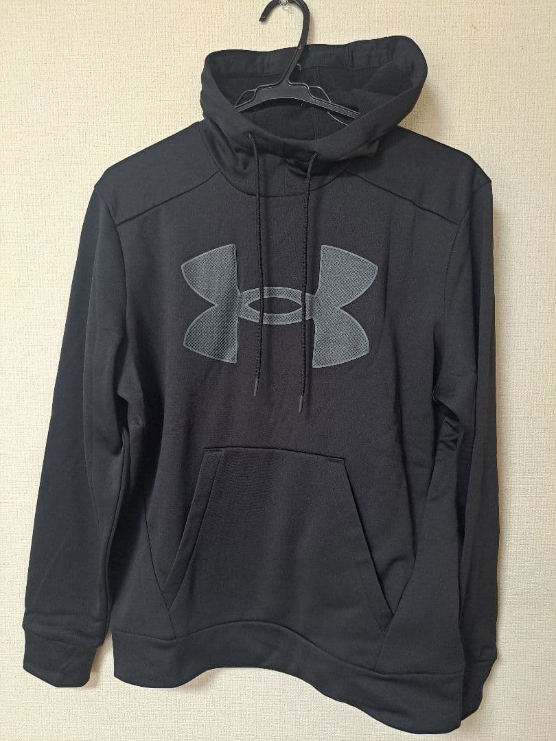 UNDER ARMOUR 福袋3点＋1　メンズSサイズ　アンダーアーマー