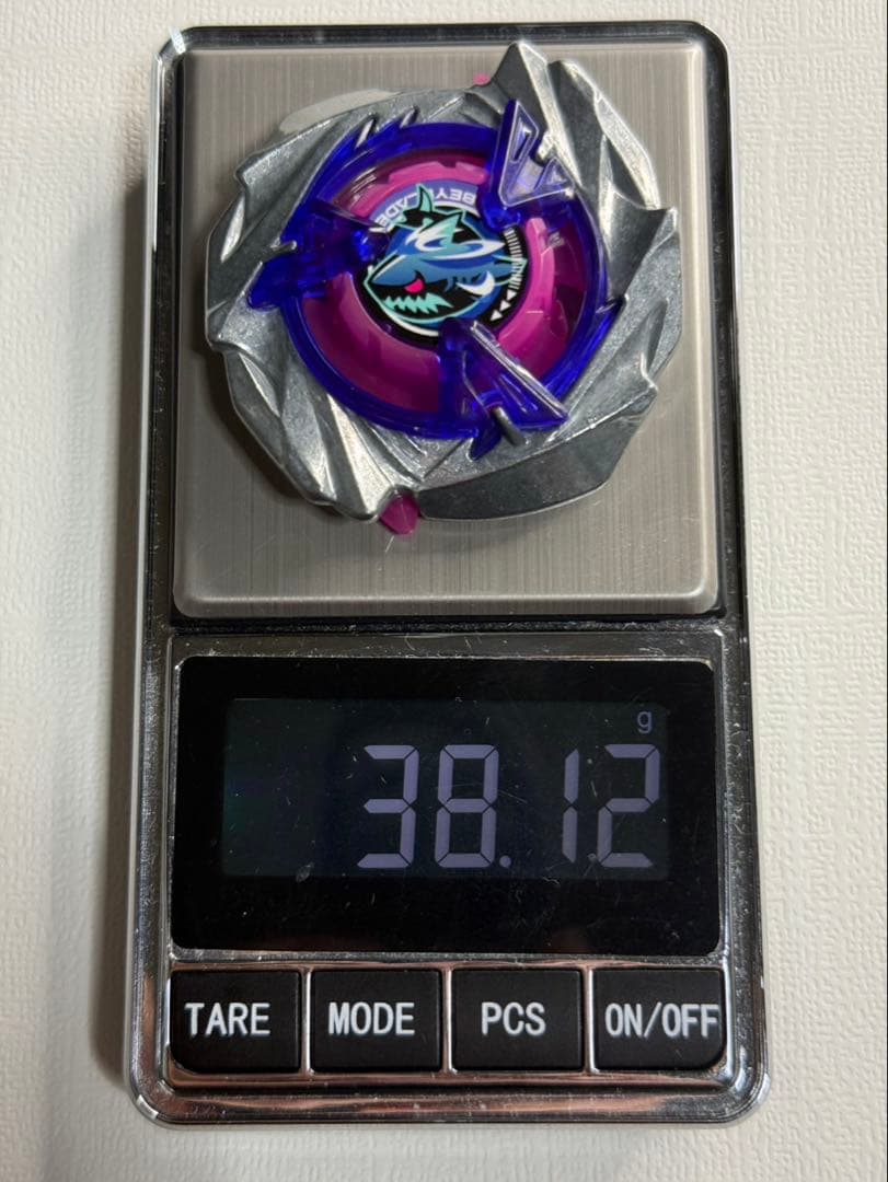 ベイブレードX シャークスケイル 38.12g ブレードのみ