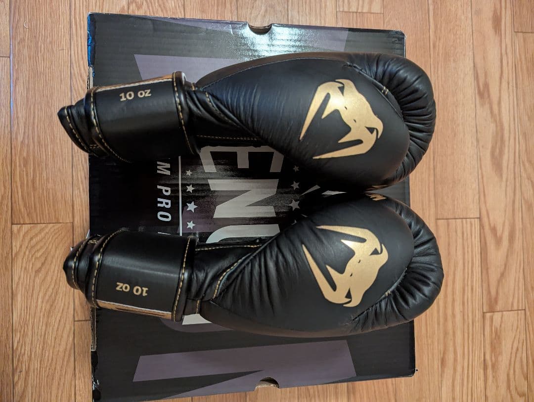Venum ヴェナム プロボクシンググローブ SHIELD PRO 10 oz