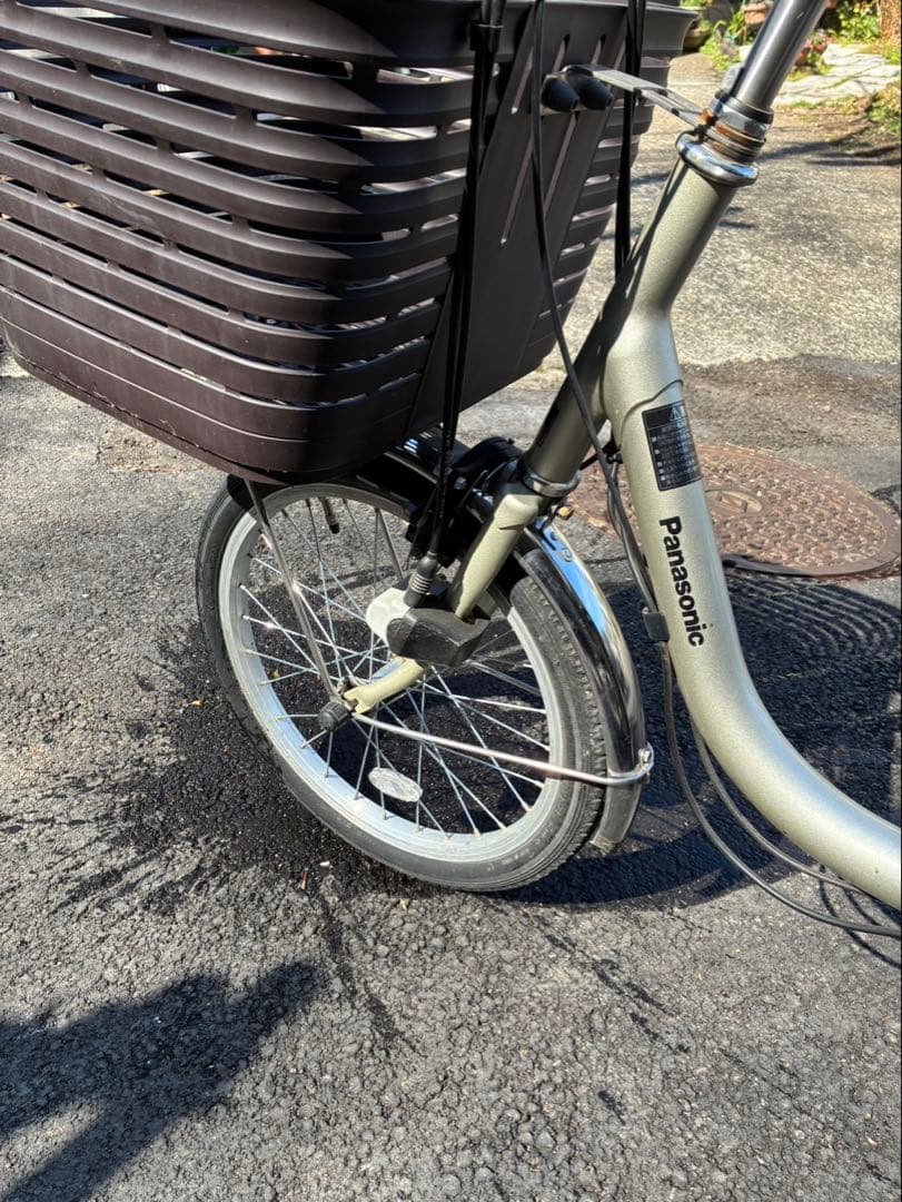 電動アシスト自転車 PanasonicBE-ELR835Tシルバー2022年性