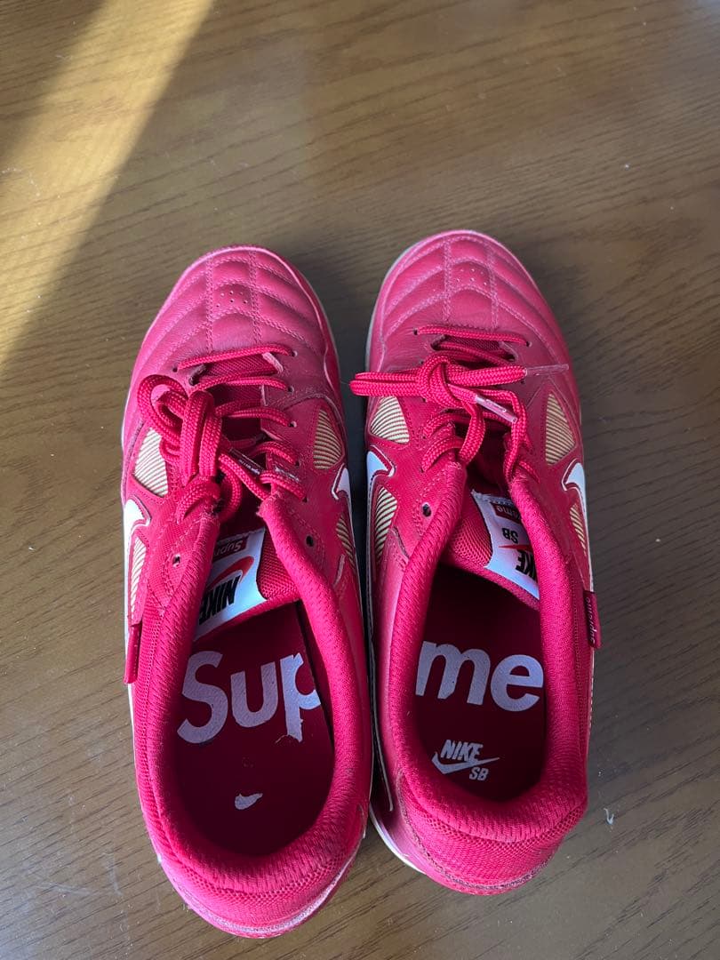 Nike Supreme フットサルシューズ レッド　サイズ28.5cm