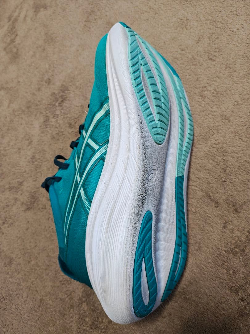 ASICS　ゲルニンバス27 ランニングシューズ ターコイズ