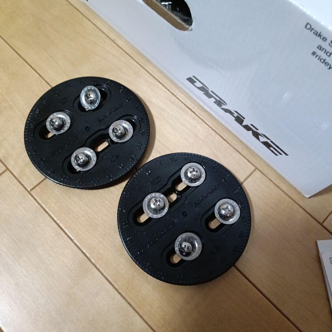 未使用品24-25 DRAKE RELOADサイズM/L ビンディング　グラトリ