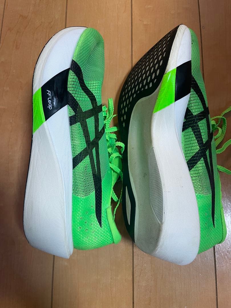 ASICS メタスピードエッジ26.5cm
