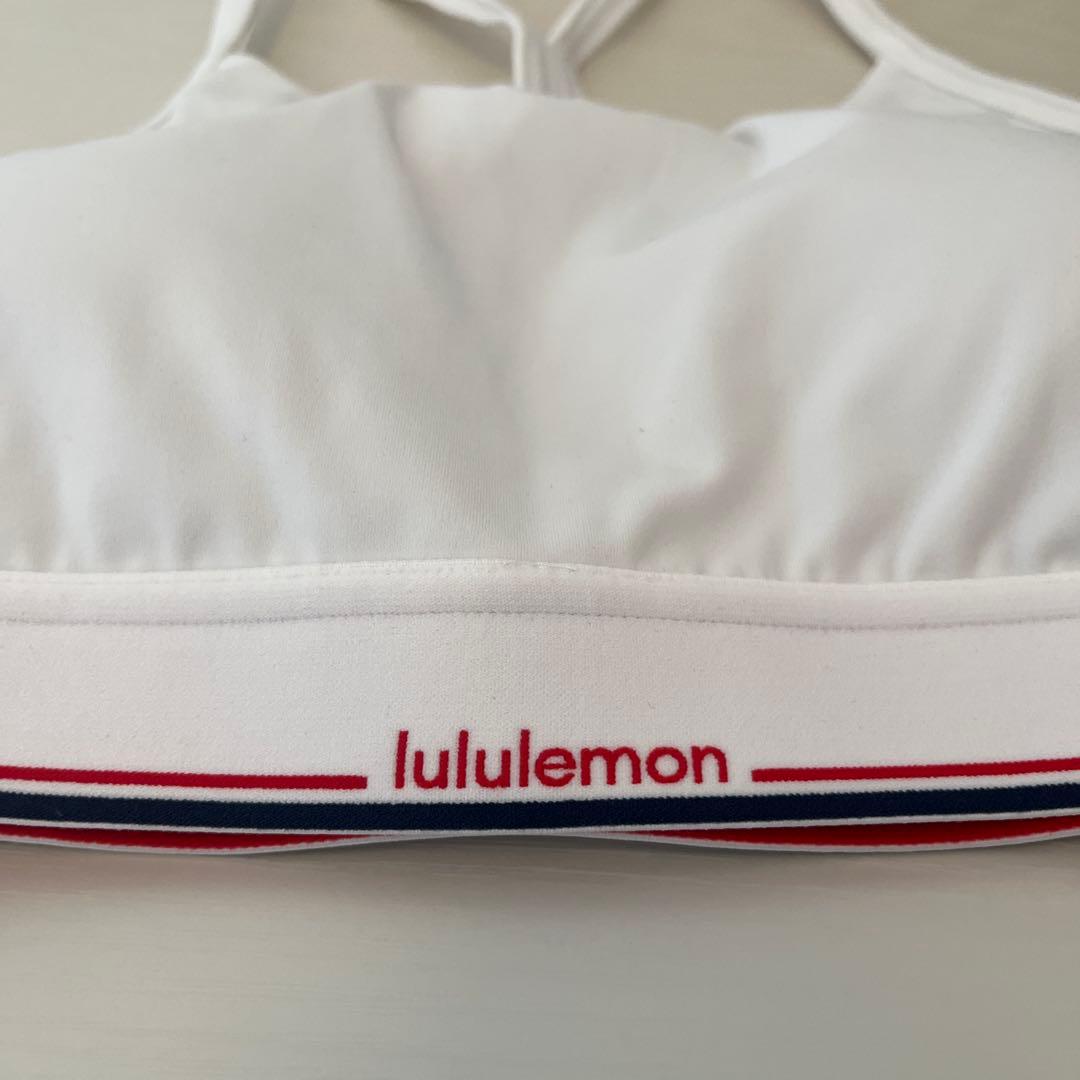 【lululemon】トリコロールカラー　ホワイトブラトップ