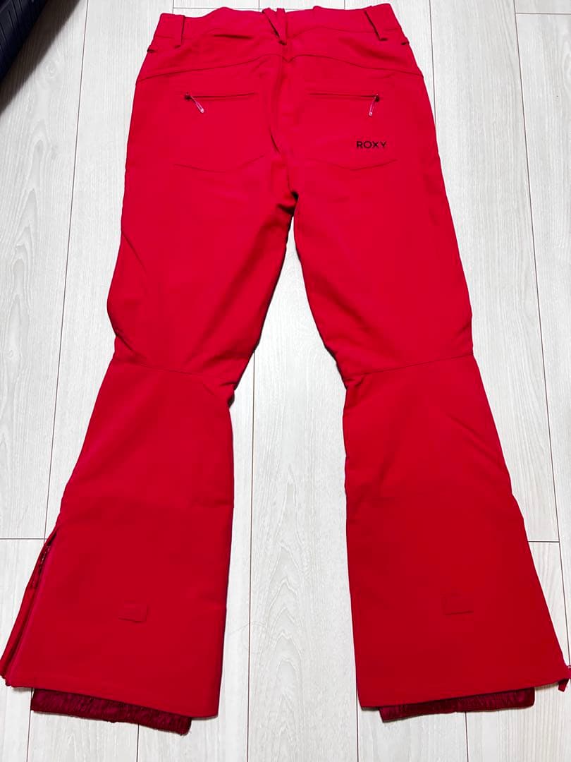 新品未使用　ROXY スノボウェアスキー　パンツ　レッドピンク　レディース　L