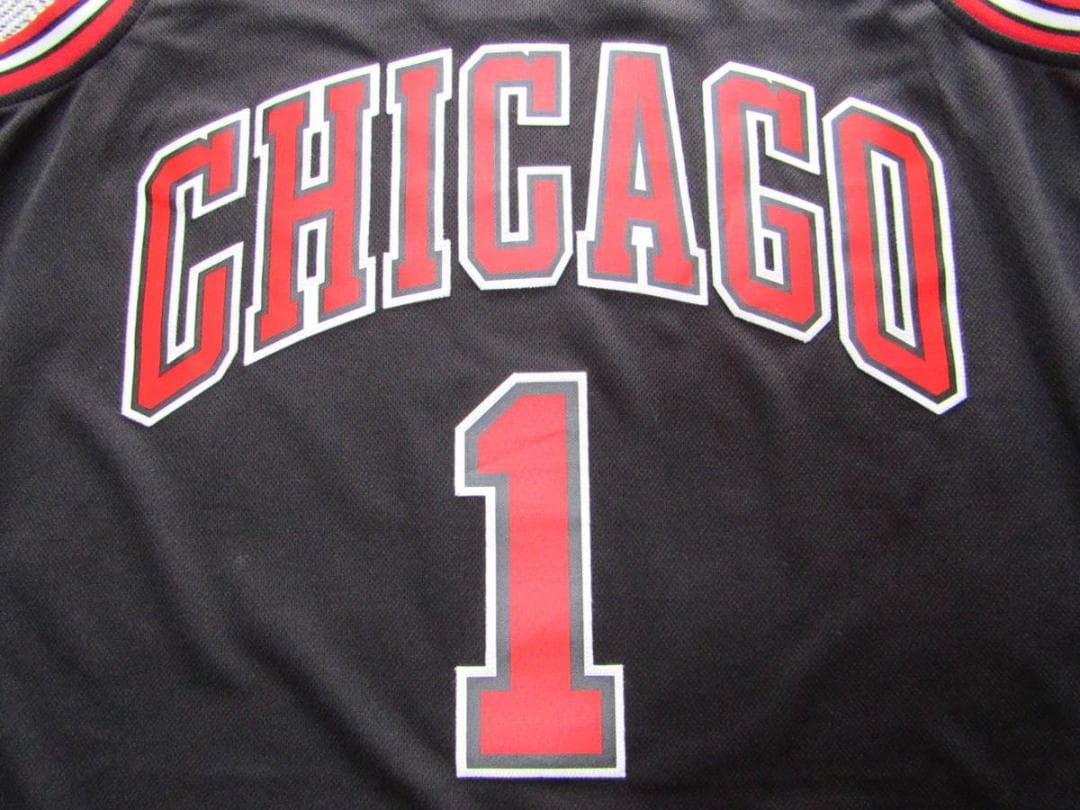 美品 NBA ROSE #1 BULLS デリック・ローズ ブルズ　ユニフォーム