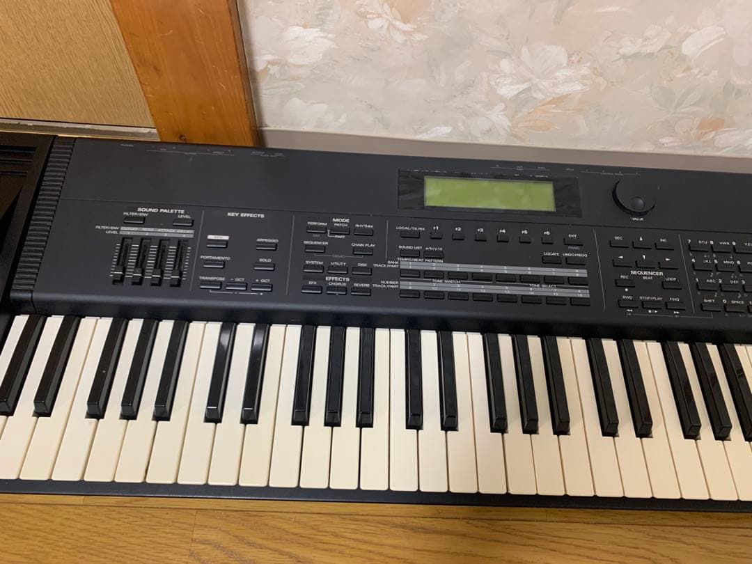 Roland XP-60 音楽ワークステーション