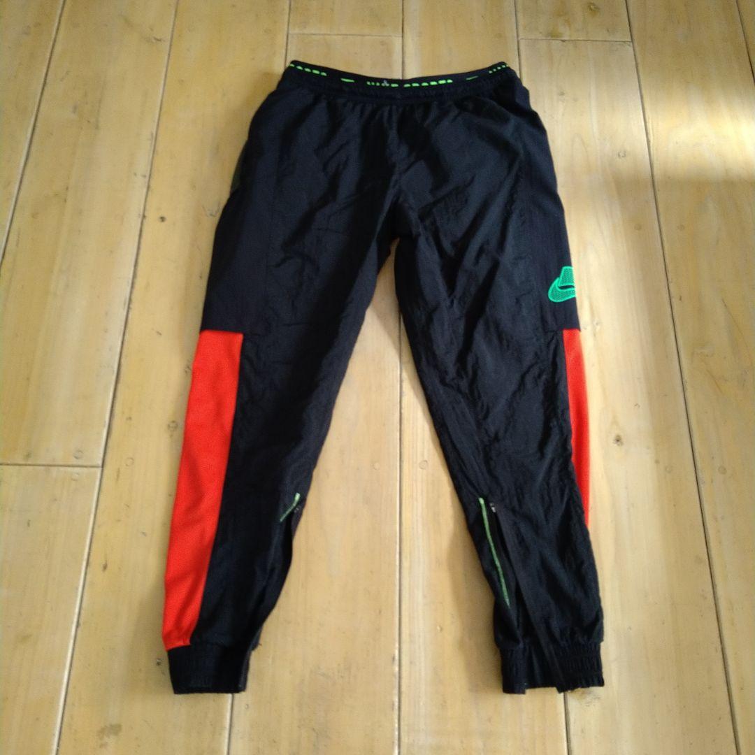 NIKE Mサイズ セットアップ ショートパンツ ナイロン ウインドブレーカー