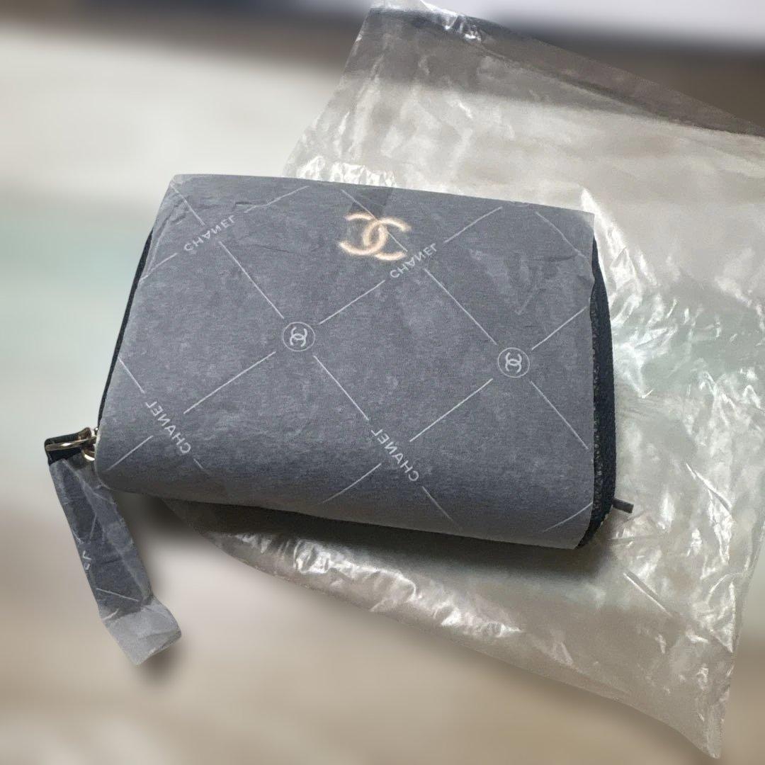 CHANEL レザーミニ財布 ノベルティ