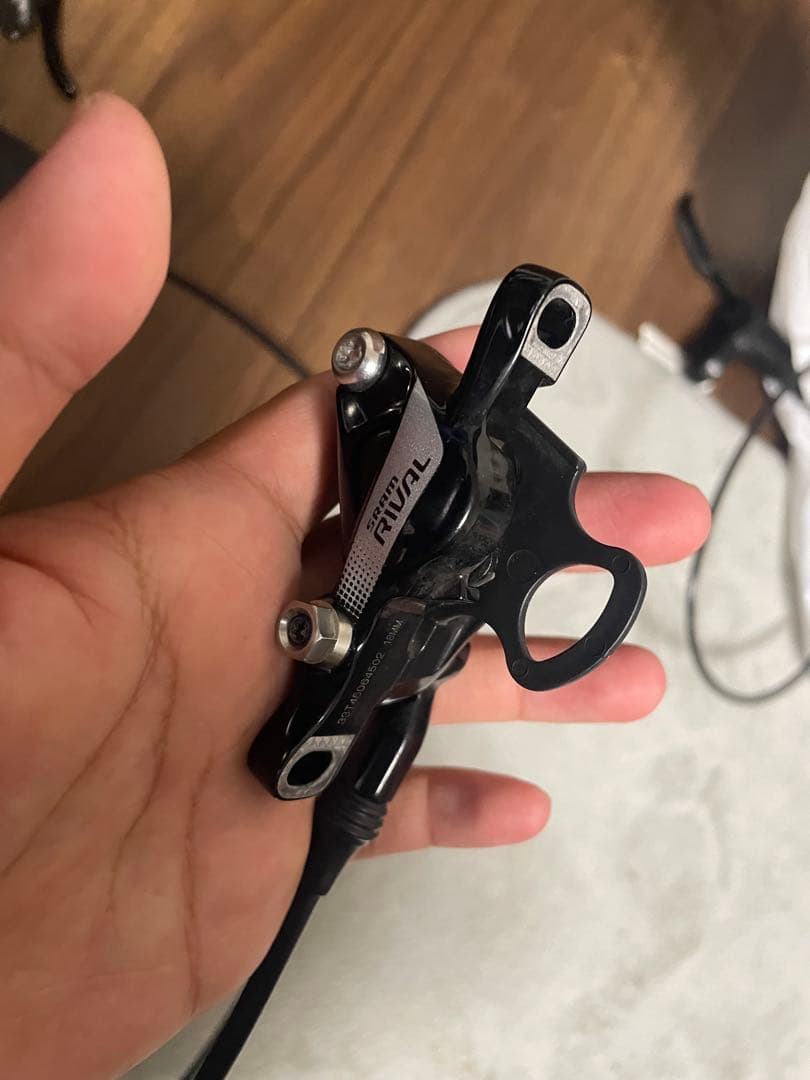 油圧SRAM rival レバーセット(おまけSRAM rivalディレイラー)
