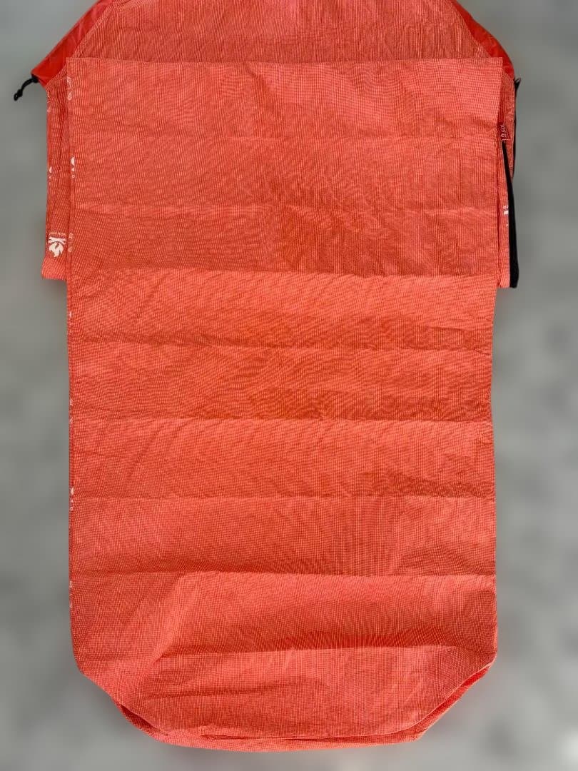 【美品】擦れあり・2025年購入 エスケープ ヴィヴィ SOL シュラフカバー