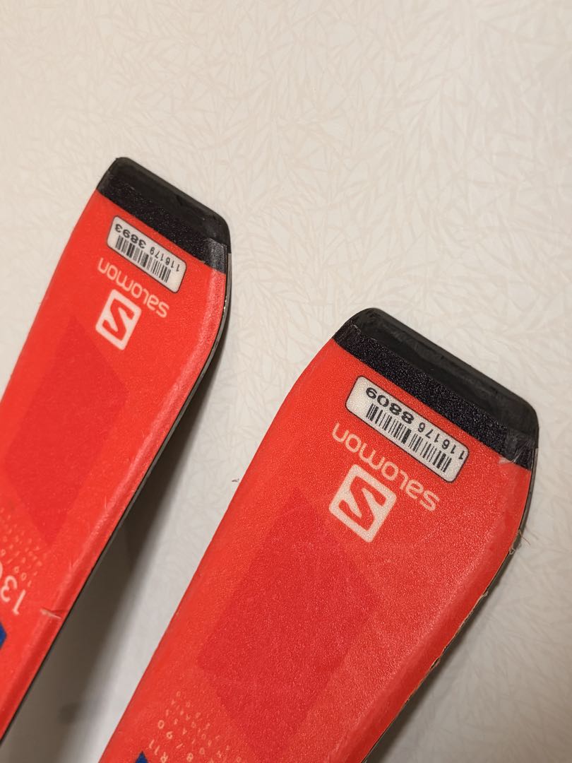 スキー学習 Salomonスキー板130とストック95セット　サロモンジュニア