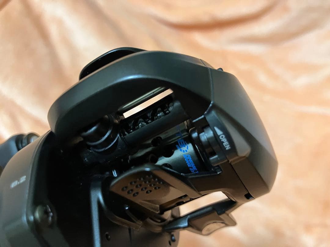 SHIMANO 21 SLX BFS XG RH ベイトリール