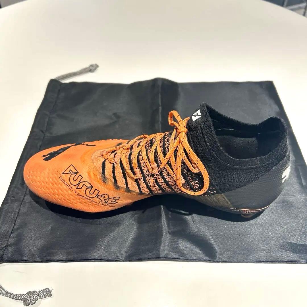Puma Future サッカーシューズ・スパイク オレンジ・ブラック