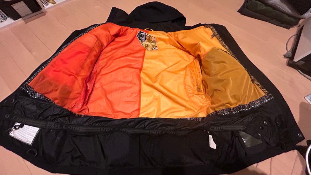Volcom スノボウェア上下 M ※説明文必読