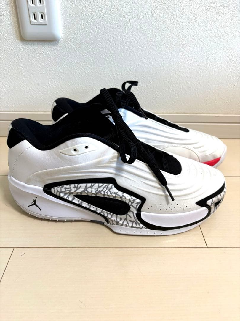 ルカ3 28.5cm 新品未使用　Luka3 バスケットボール　NIKE