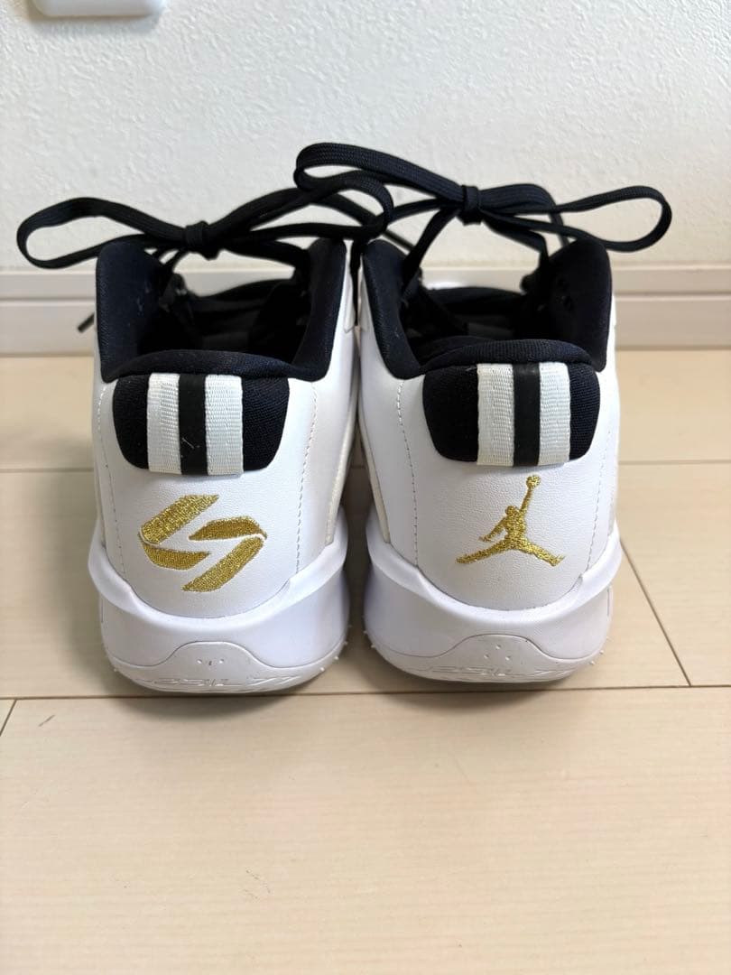 ルカ3 28.5cm 新品未使用　Luka3 バスケットボール　NIKE