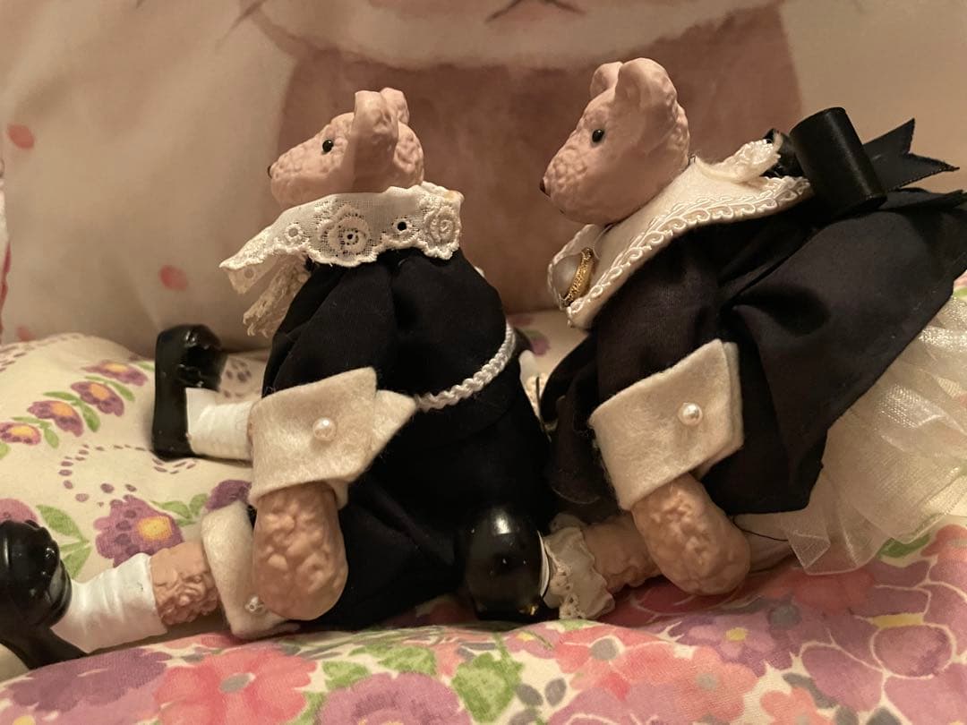 超かわいいペアのヴィクトリア朝風オルゴール付きテディベア Teddy Bear