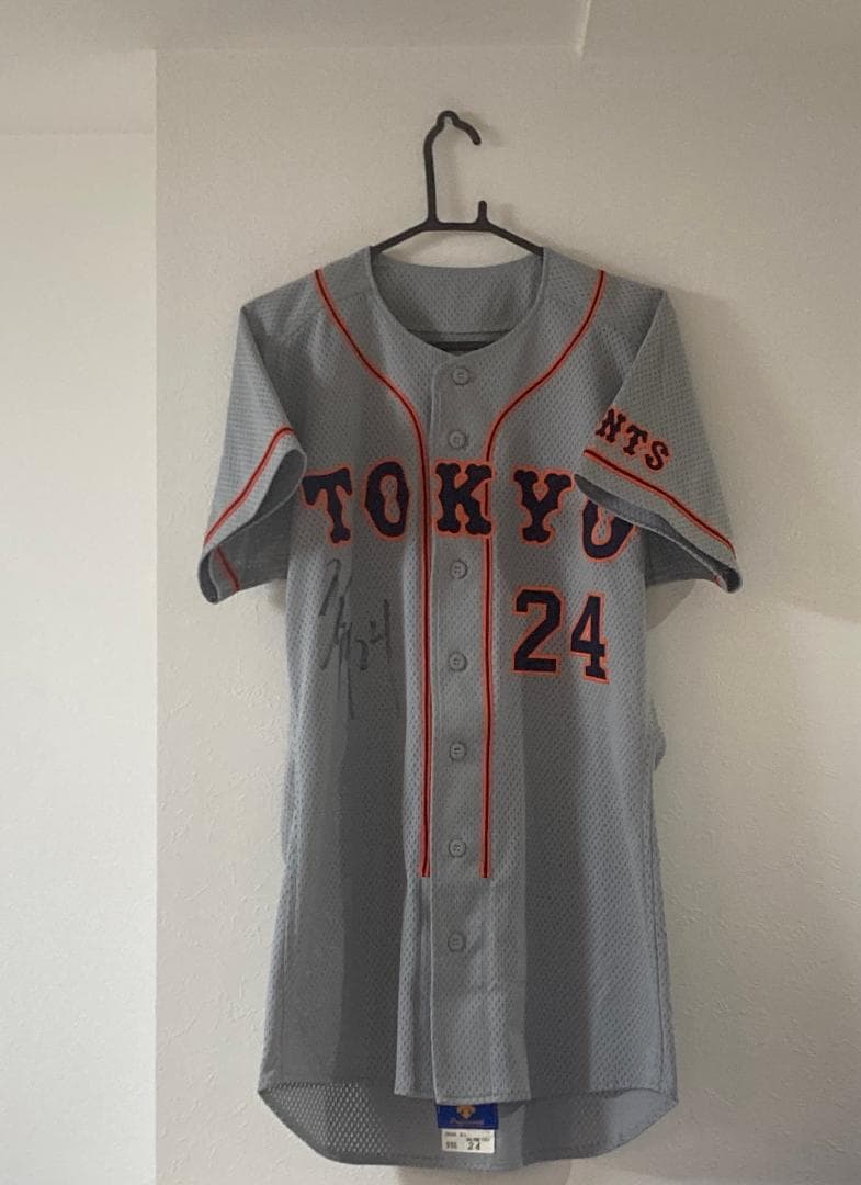 【希少・美品】 読売ジャイアンツ　高橋由伸 選手　背番号２４　ユニフォーム
